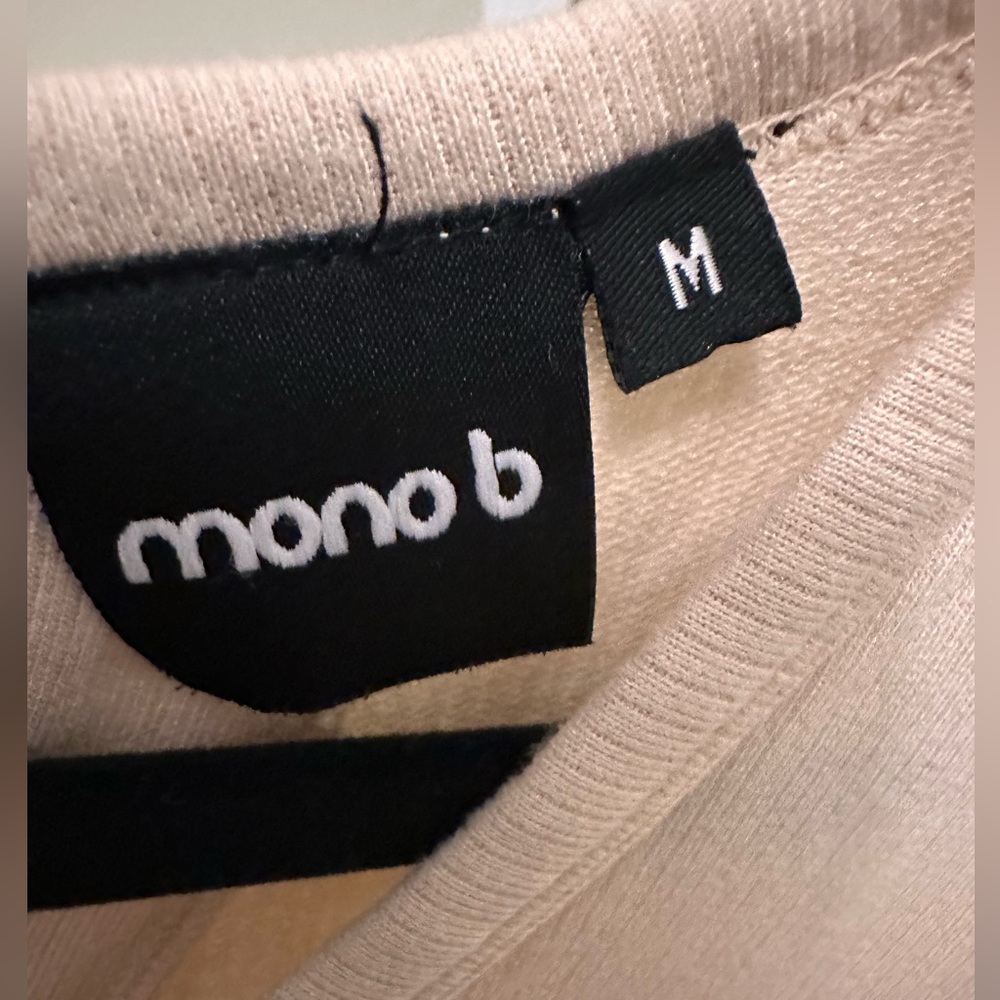 Mono B Creamy Stretchy Blouse With Open Back Design Size M - Picture 2 of 3
